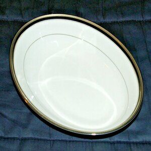 Noritake Platinum 4360 Contemporary Fine Porcelain China Oval Serving Bowl